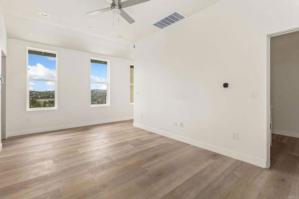 1535 Mount Glen