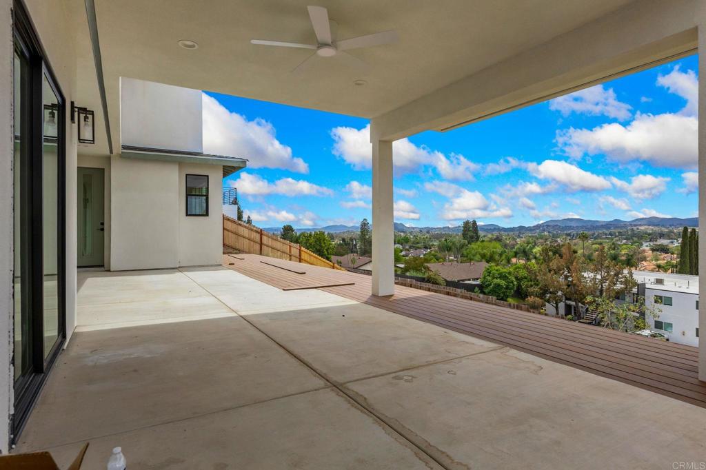 1535 Mount Glen