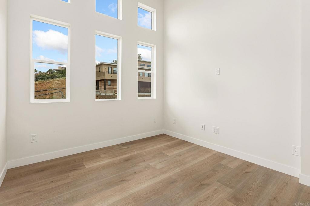 1535 Mount Glen