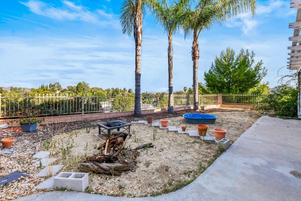 43049 Vista Del Rancho