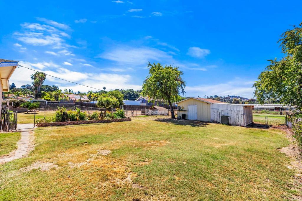 2721 Surrey Lane