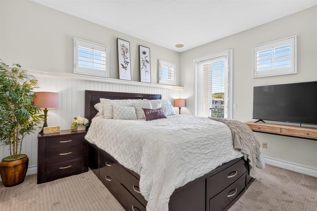 4368 nautilus way 10