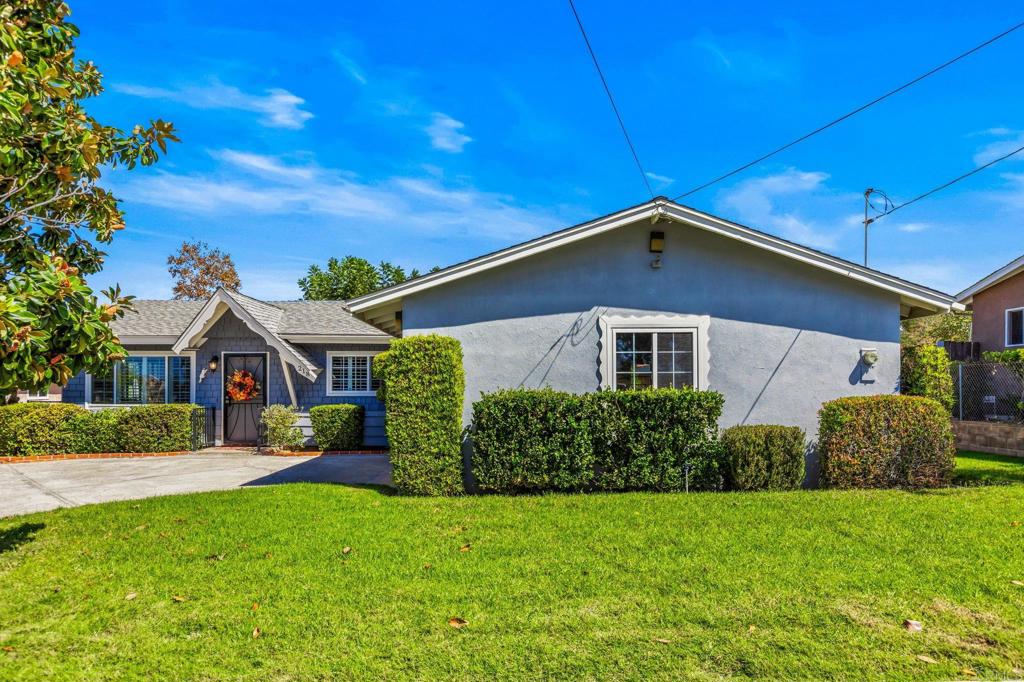 218 N Hayden Drive