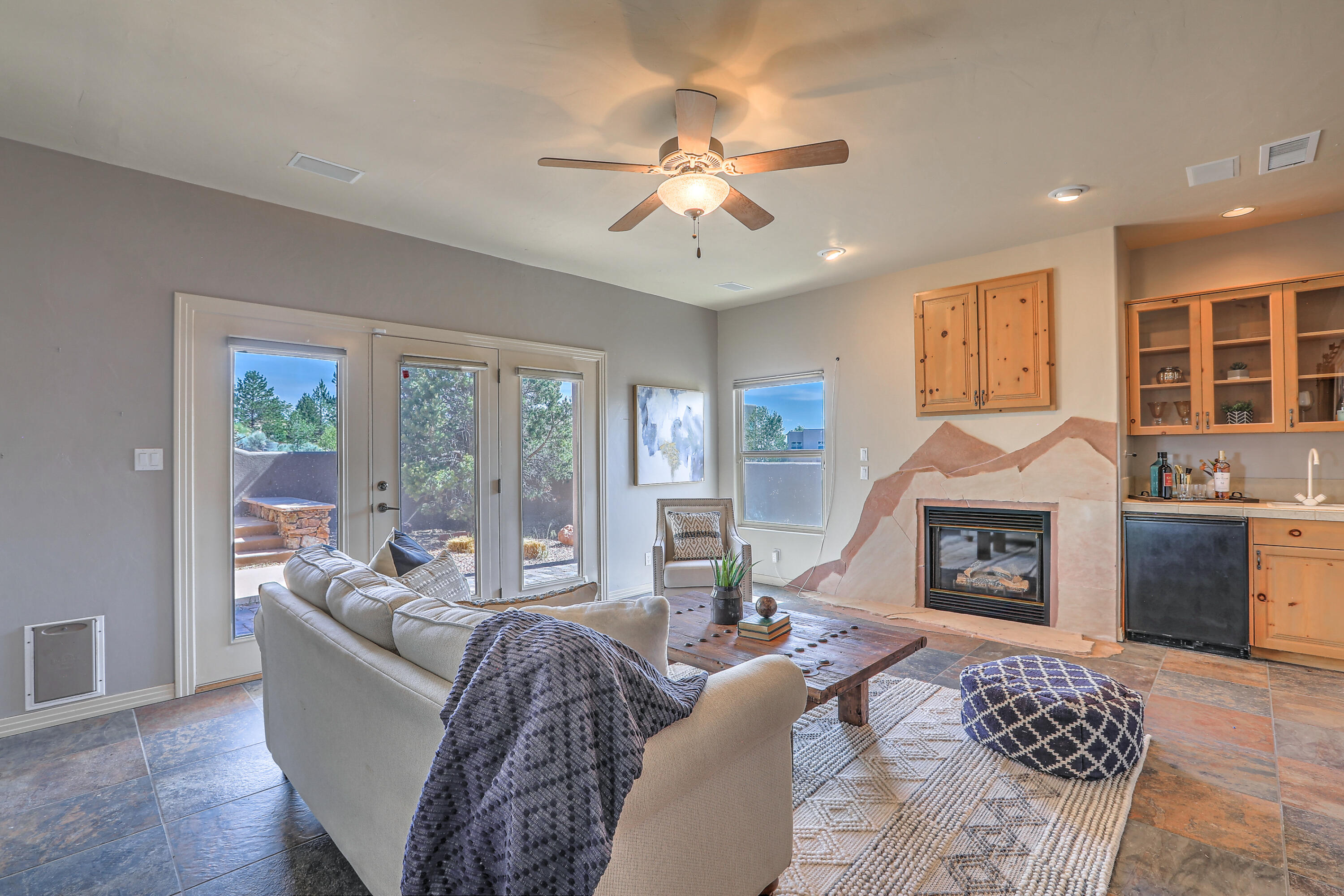 13404 Red Yucca Avenue NE