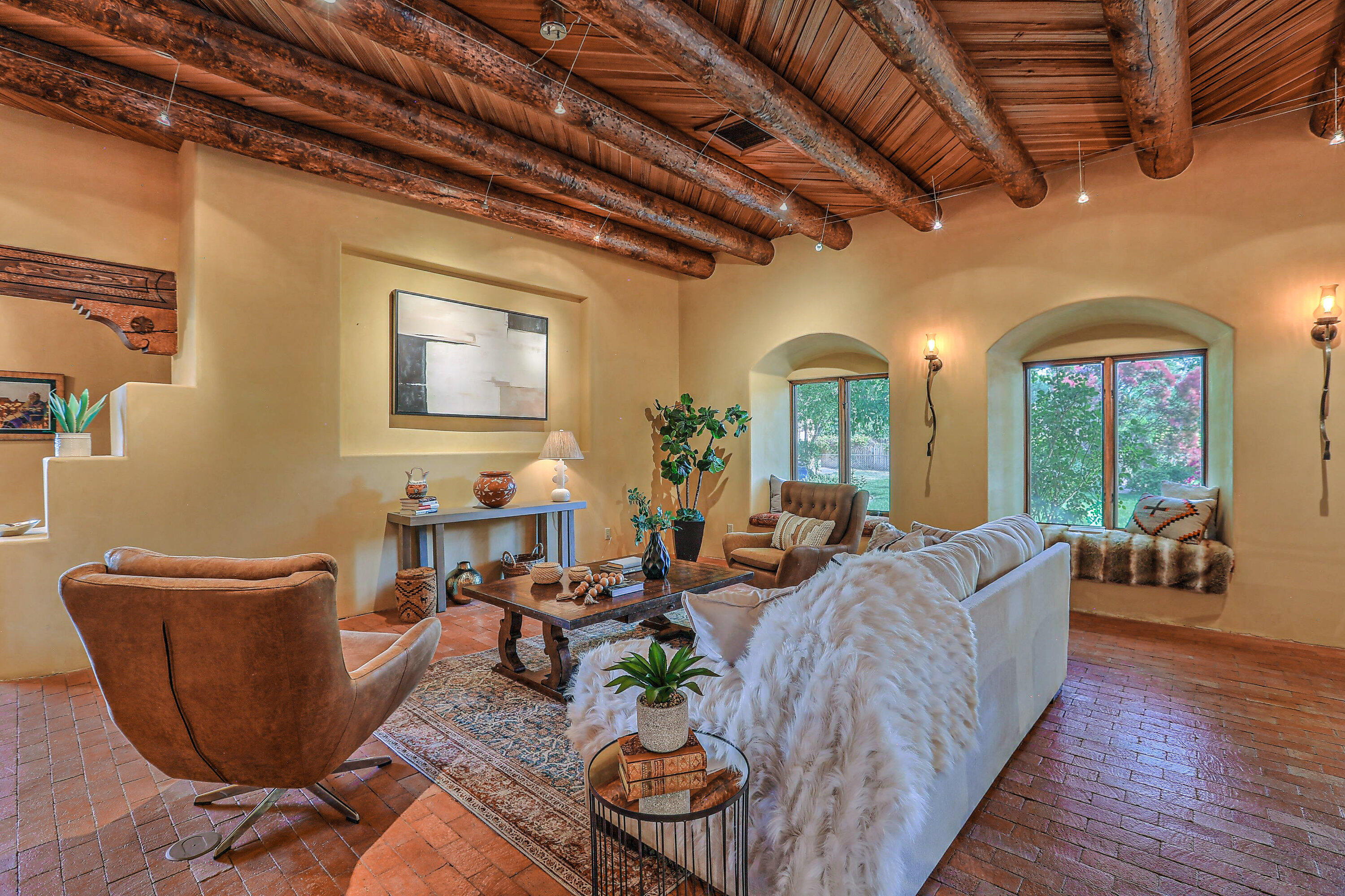 1122 GREEN VALLEY Road NW