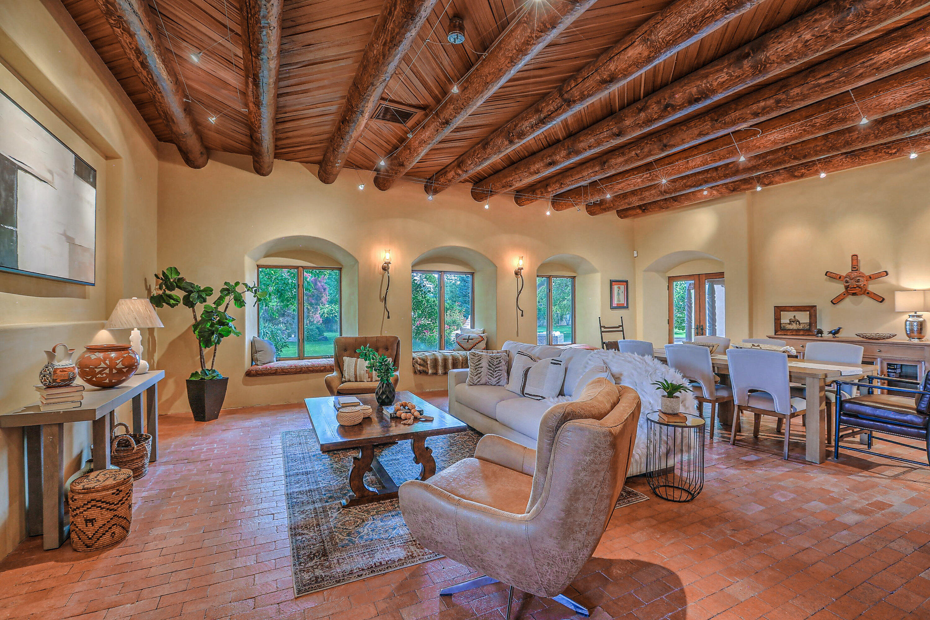 1122 GREEN VALLEY Road NW