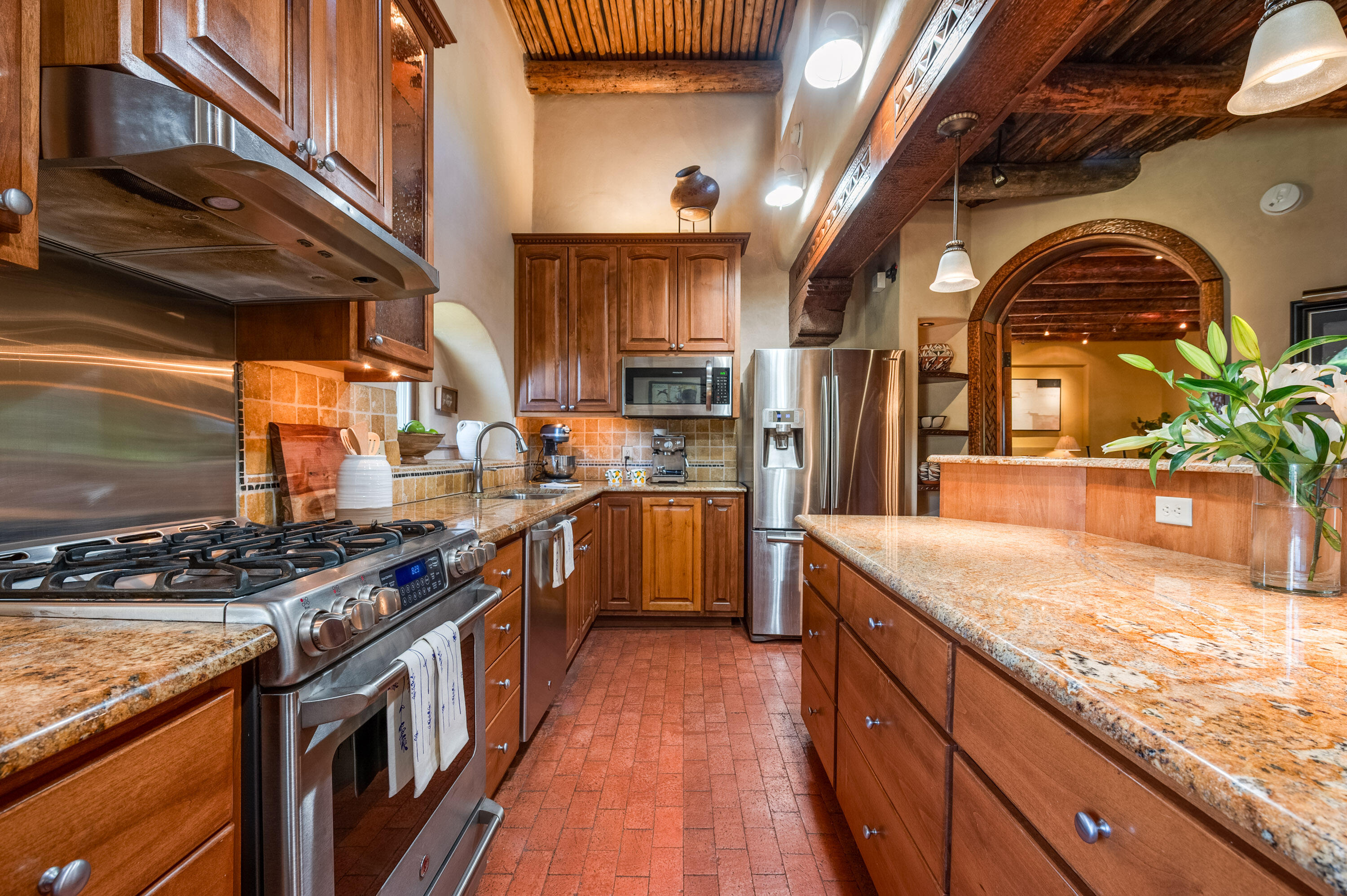 1122 GREEN VALLEY Road NW