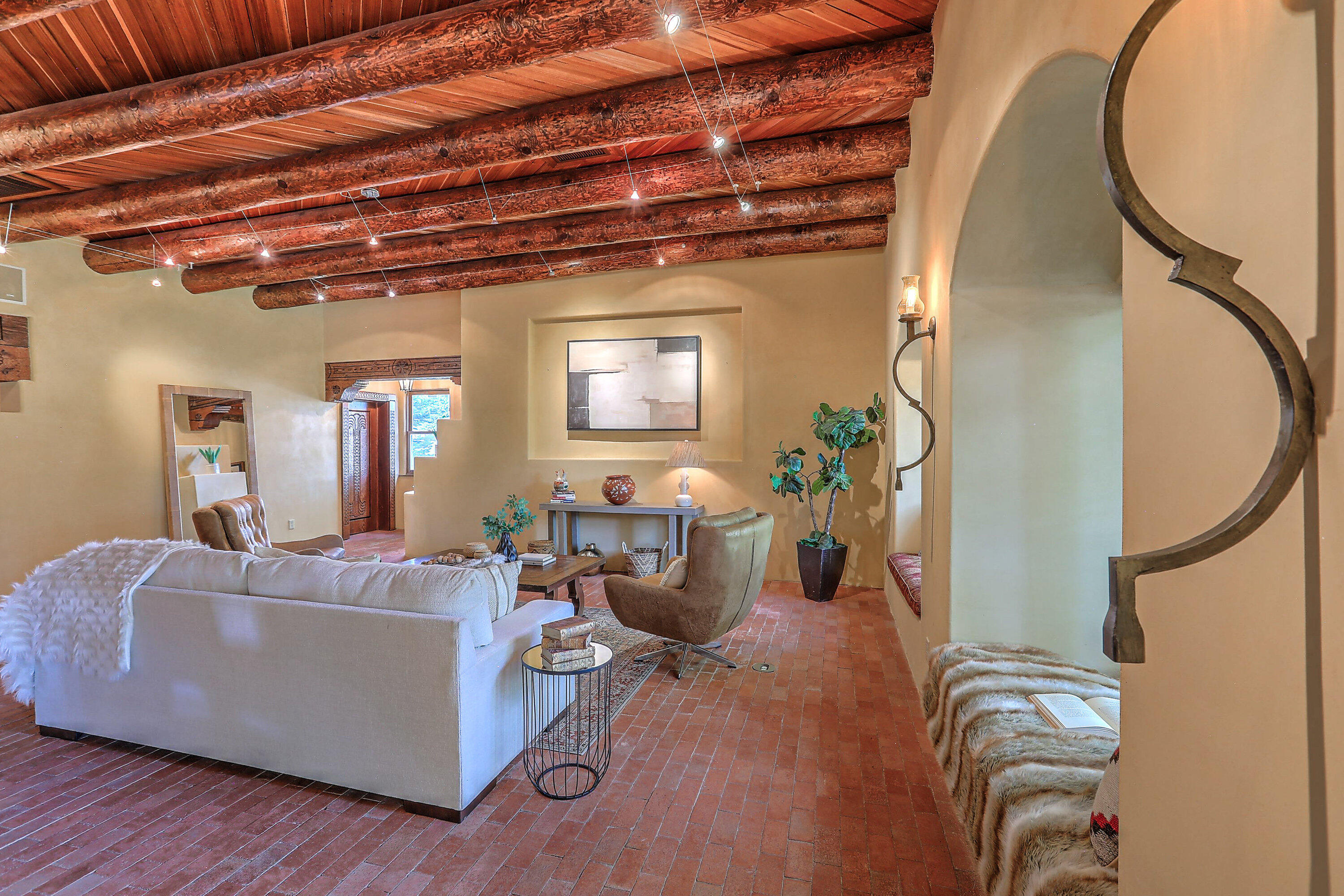 1122 GREEN VALLEY Road NW