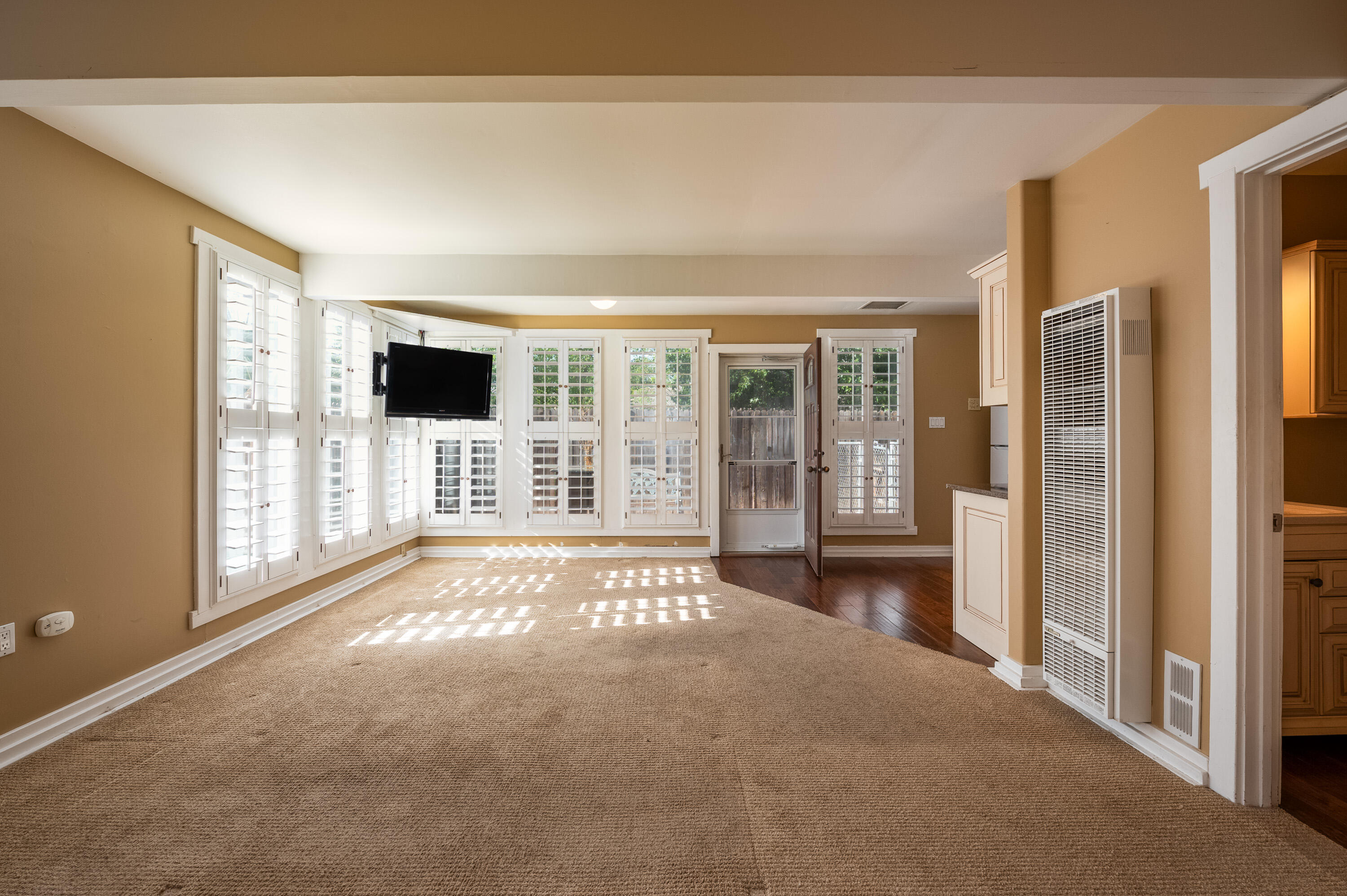 1122 GREEN VALLEY Road NW