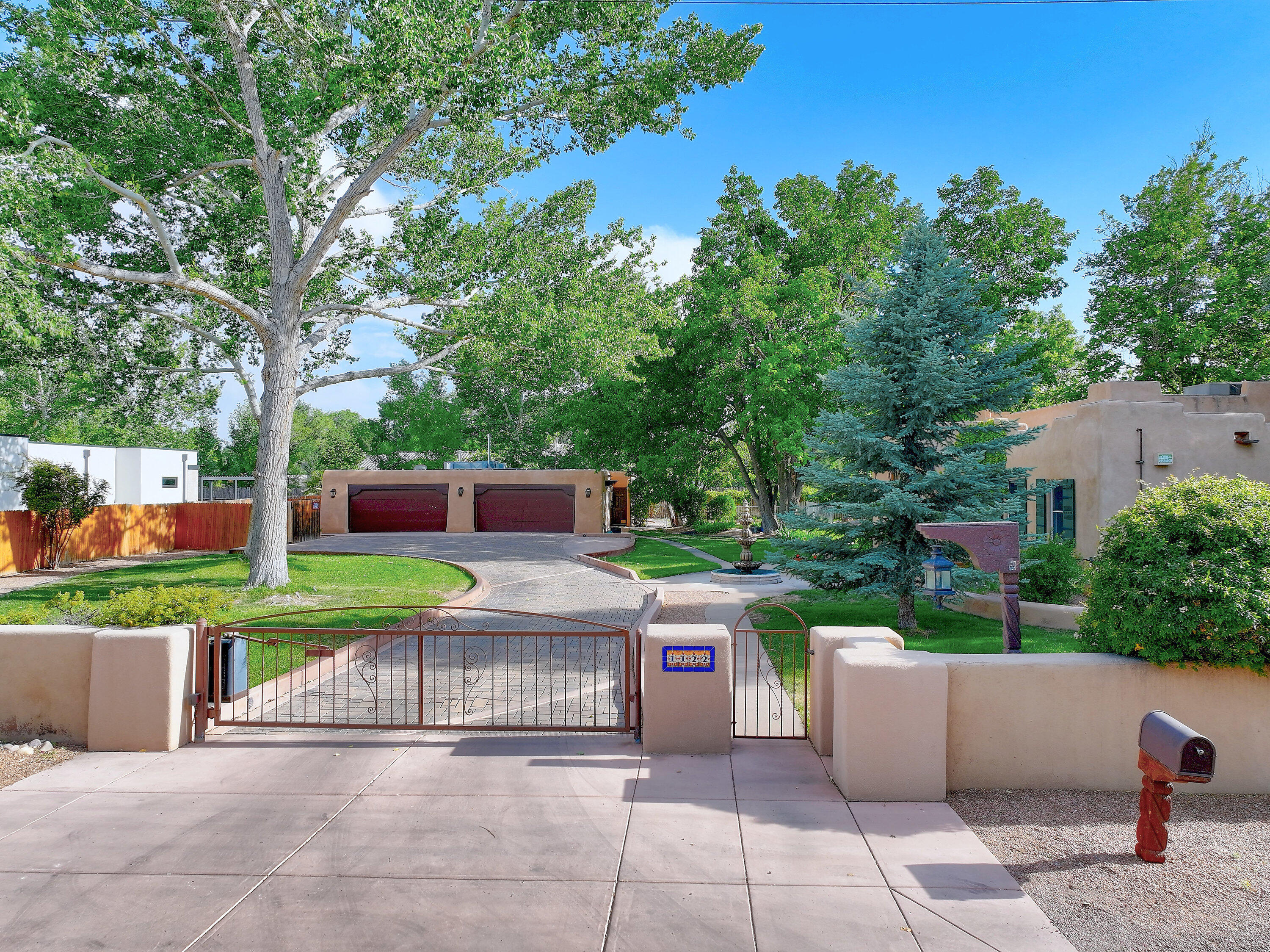 1122 GREEN VALLEY Road NW