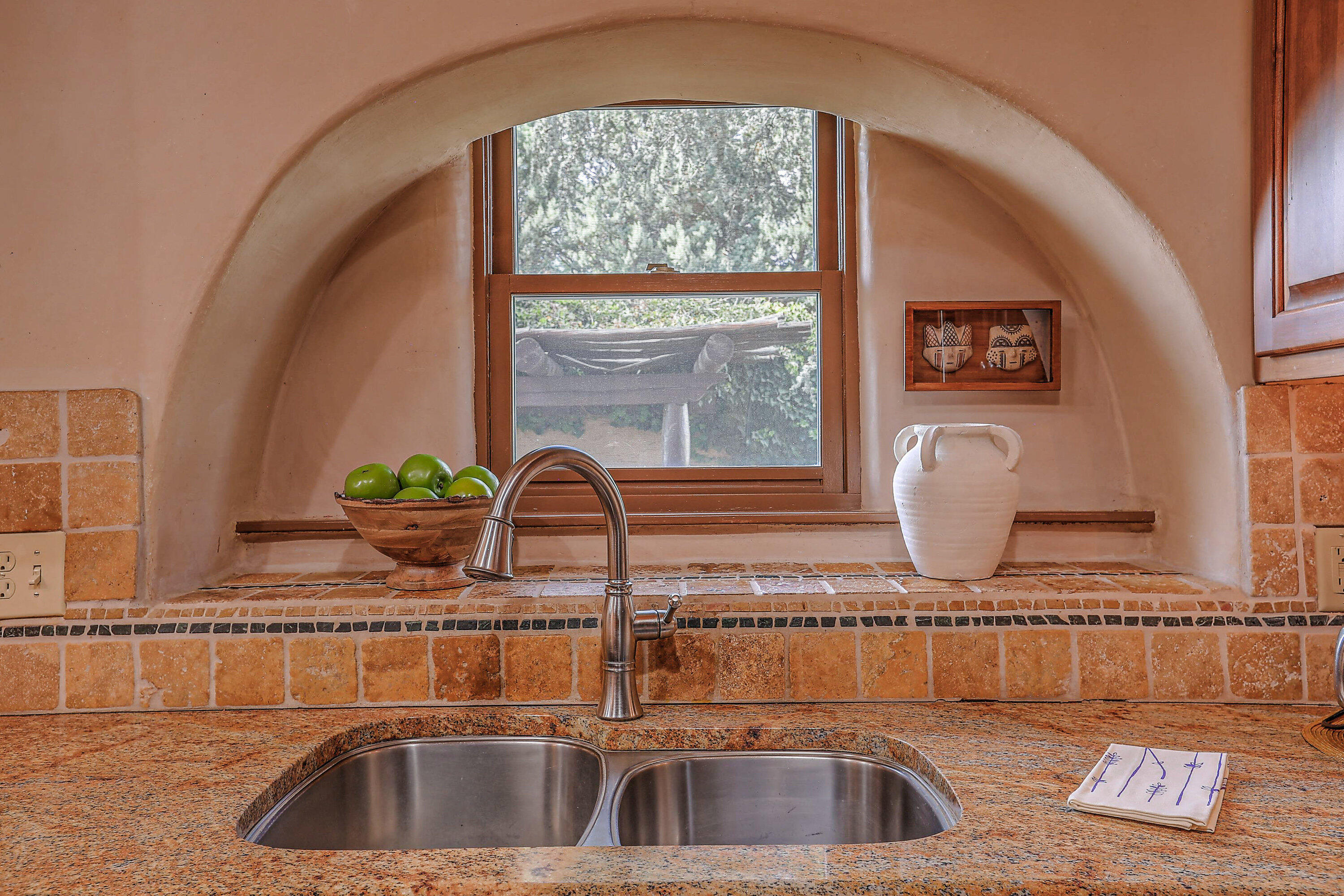 1122 GREEN VALLEY Road NW