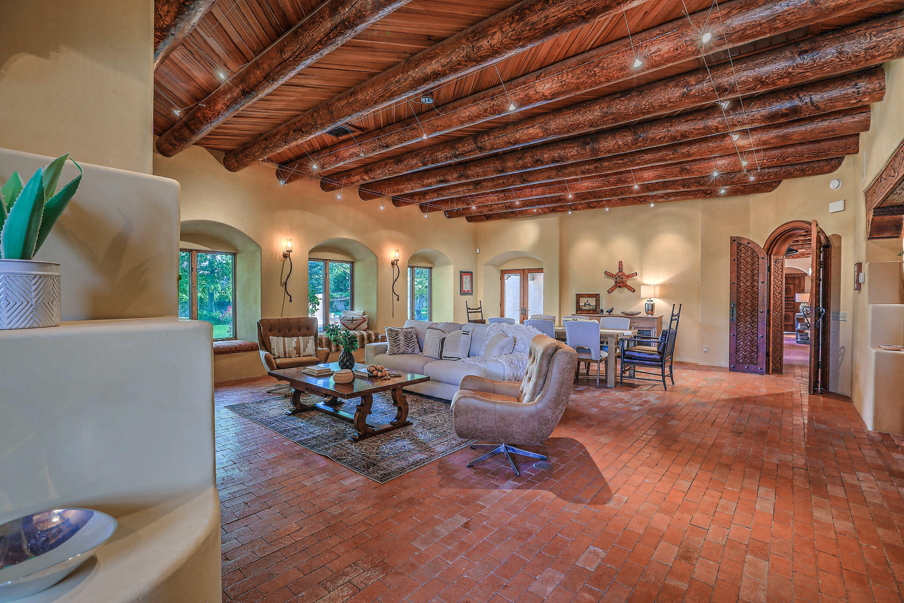 1122 GREEN VALLEY Road NW