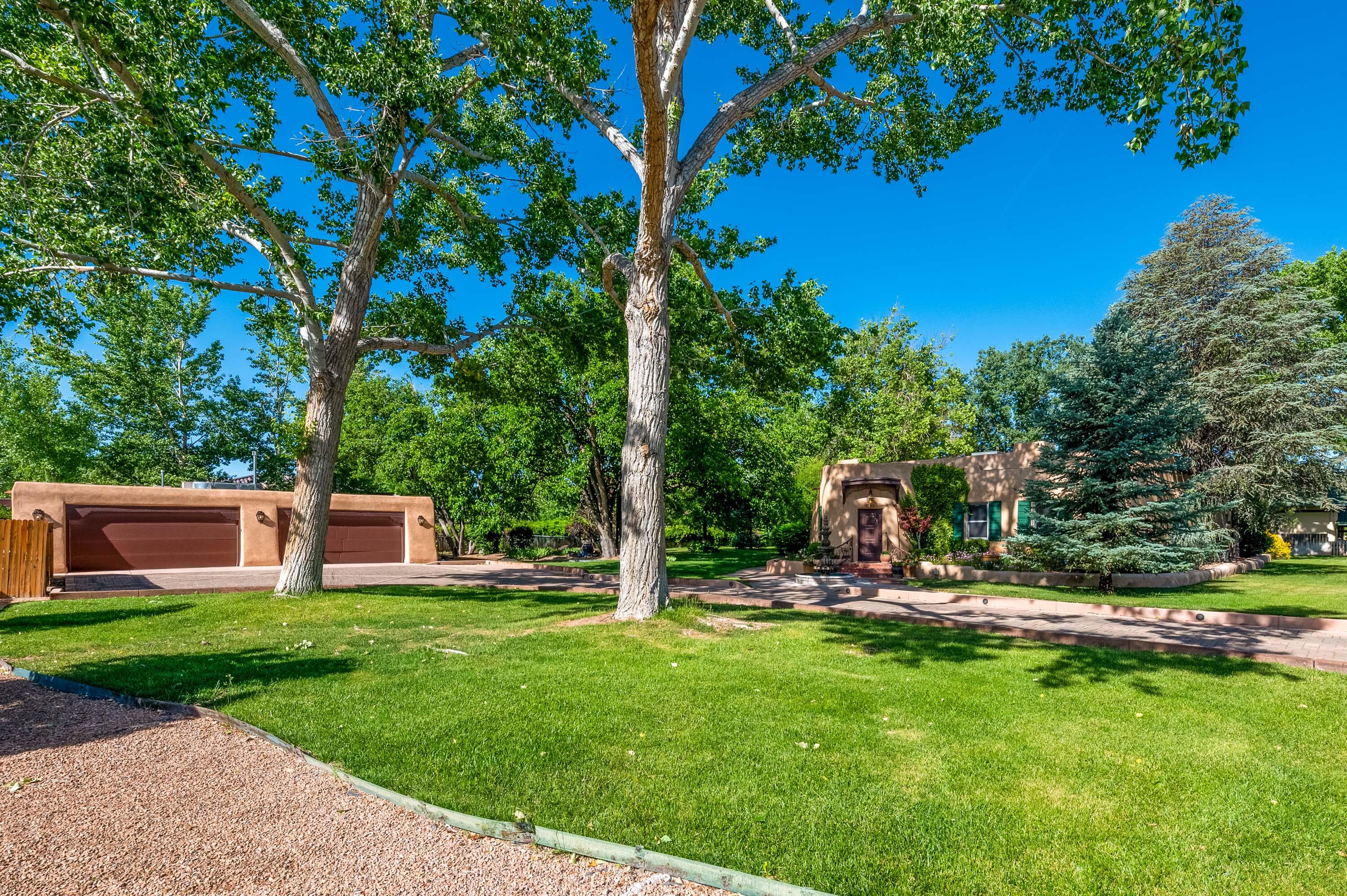 1122 GREEN VALLEY Road NW