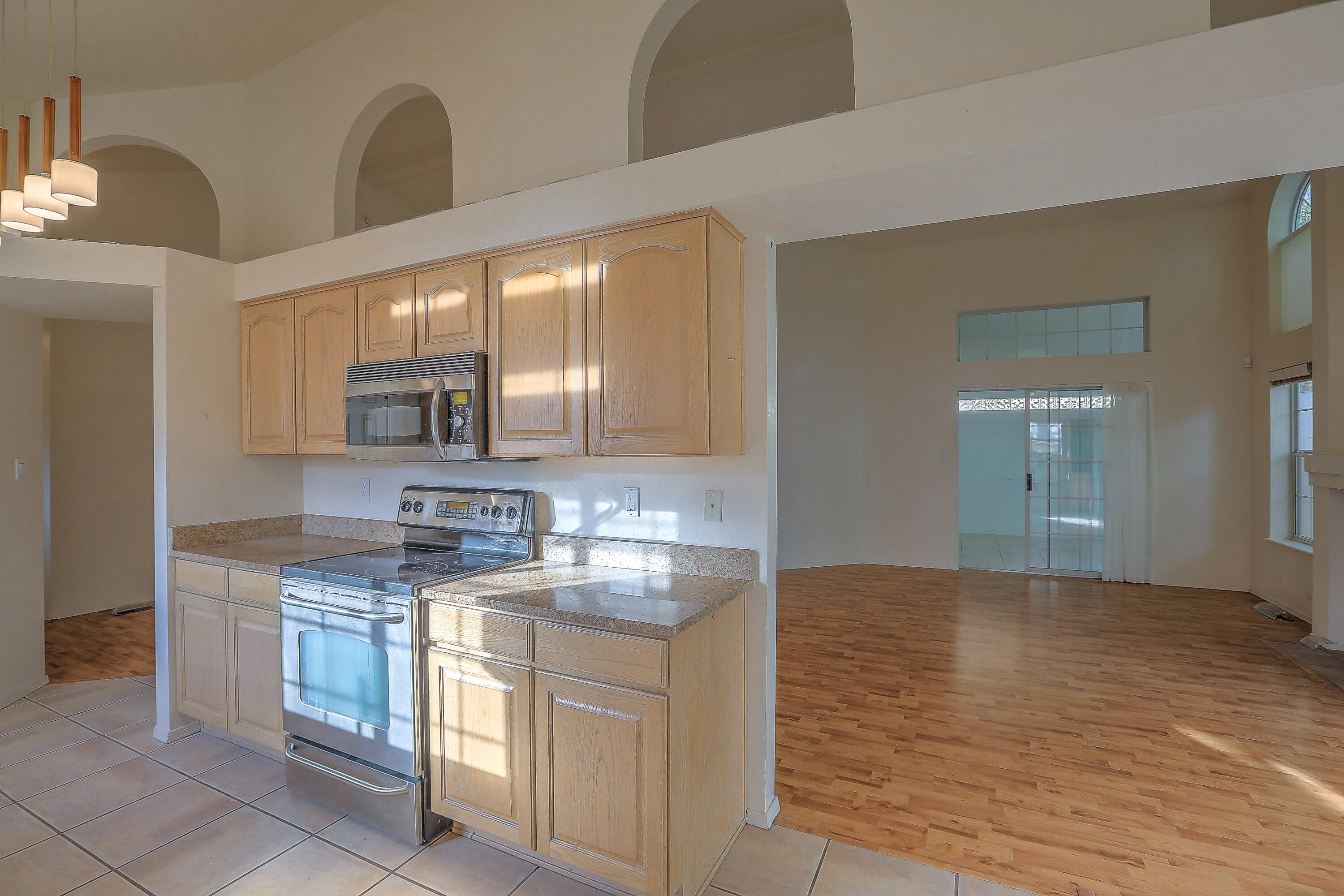 1214 BLUE QUAIL Road NE