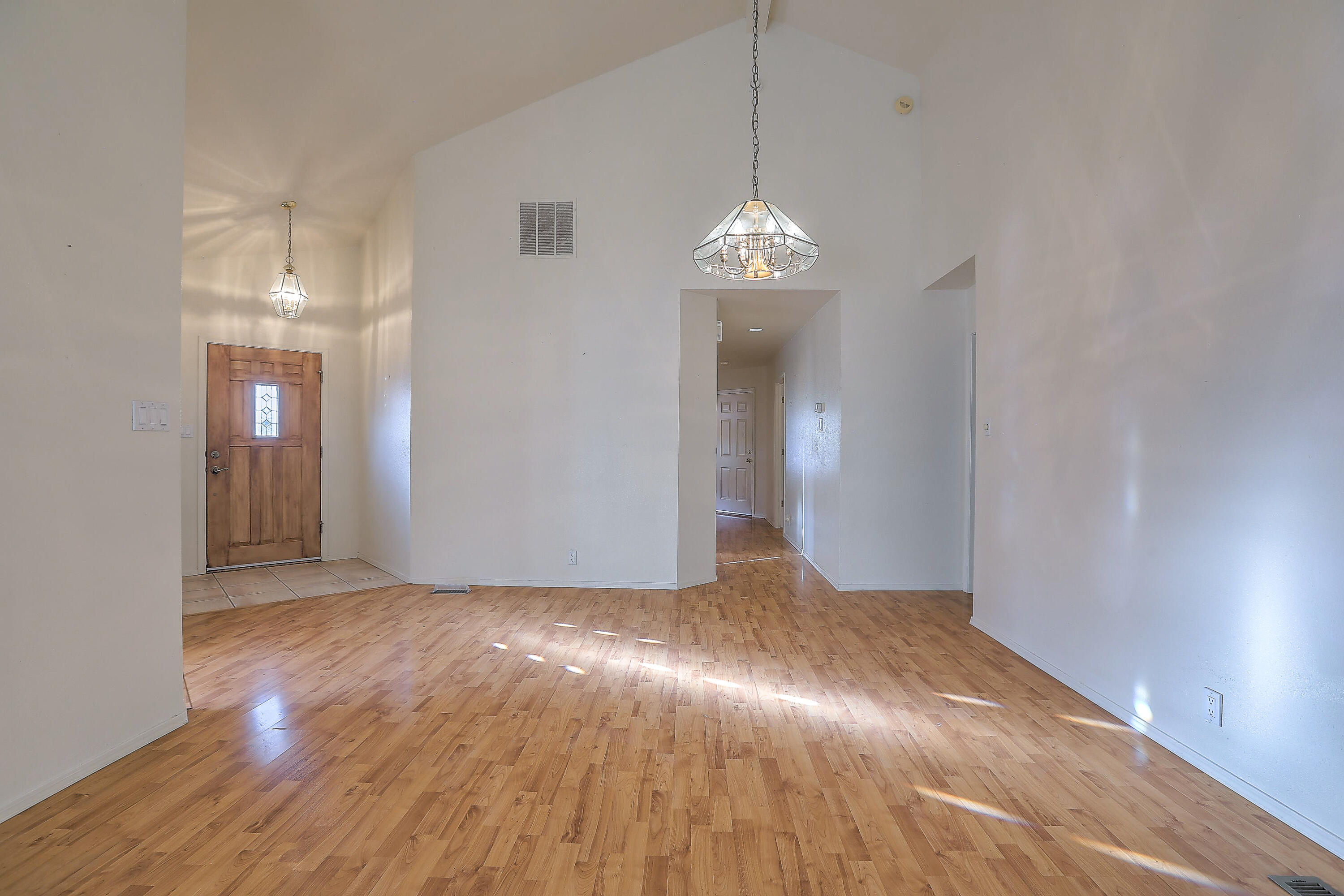 1214 BLUE QUAIL Road NE