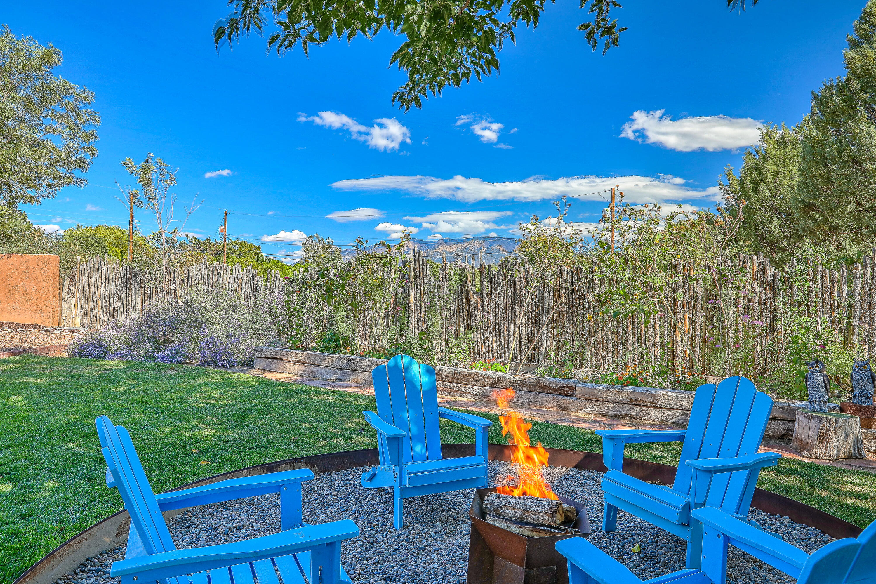 123 Ashley Lane NW