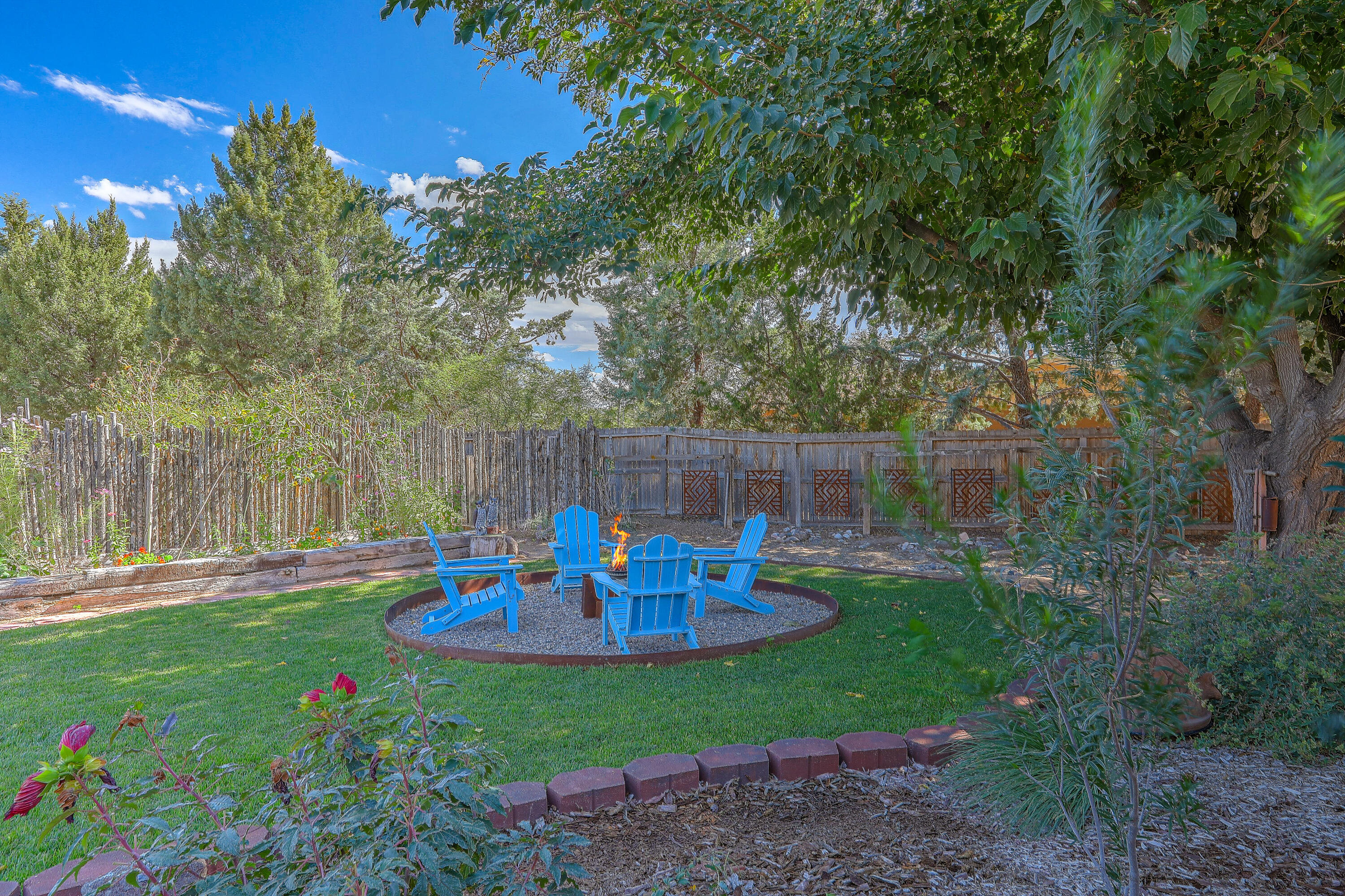 123 Ashley Lane NW