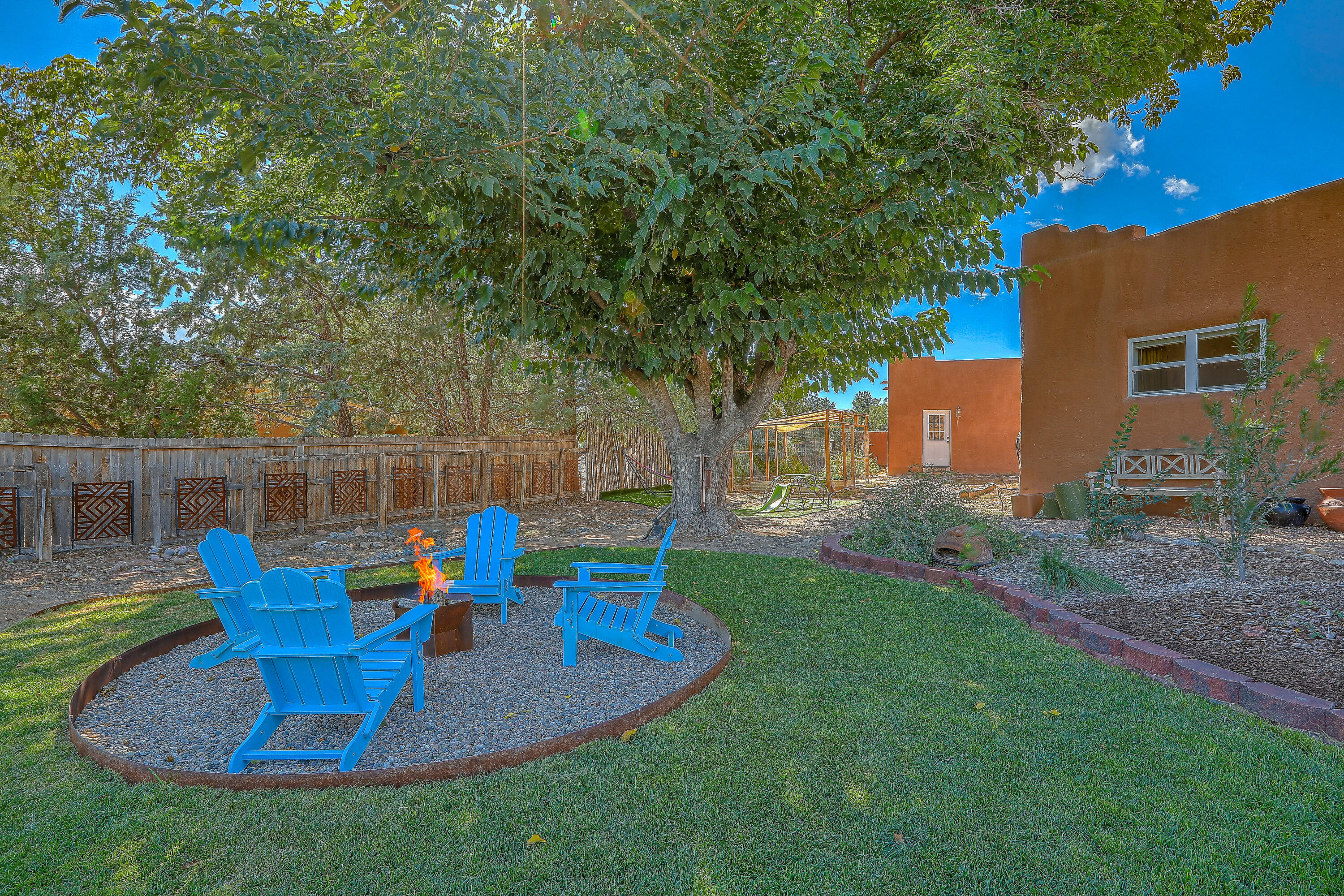 123 Ashley Lane NW