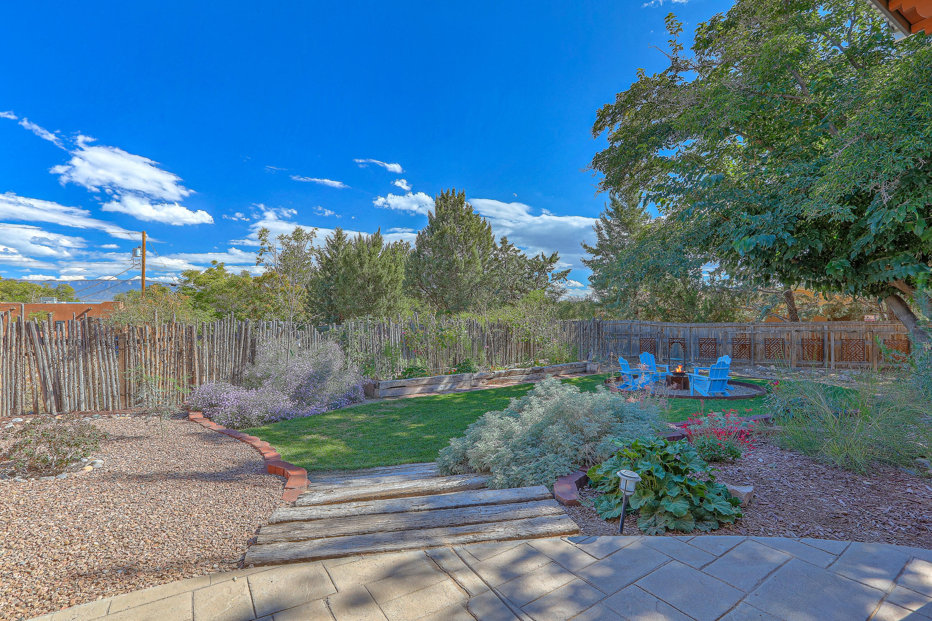 123 Ashley Lane NW