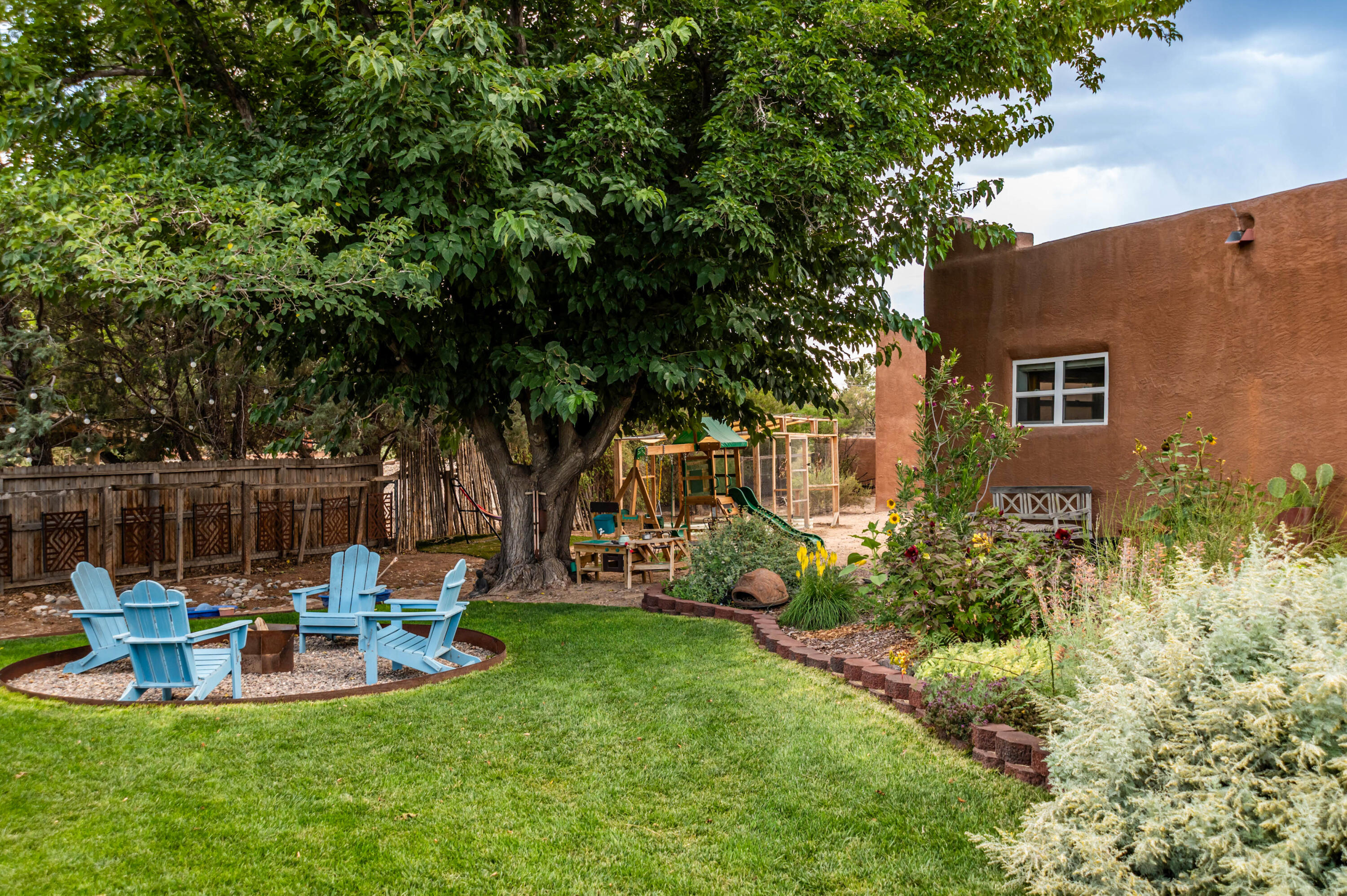 123 Ashley Lane NW