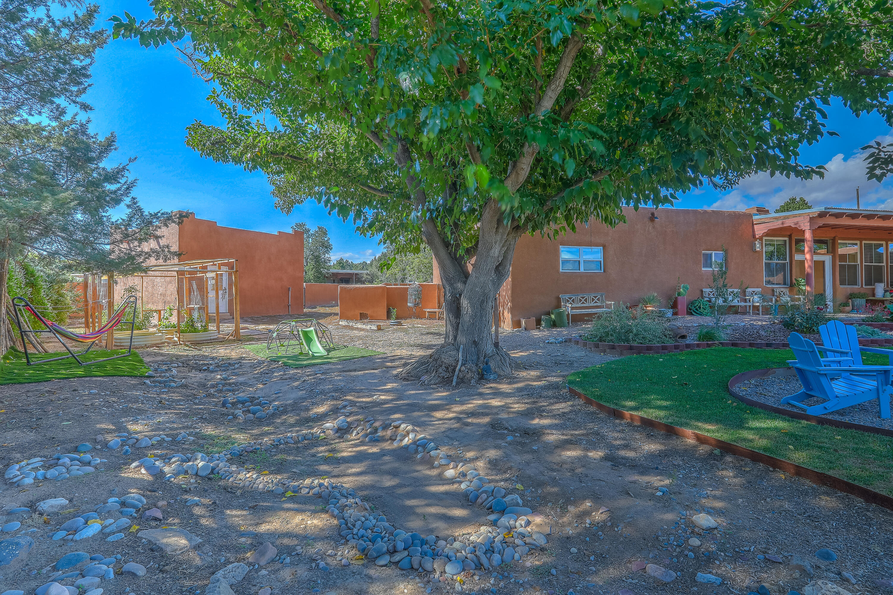 123 Ashley Lane NW