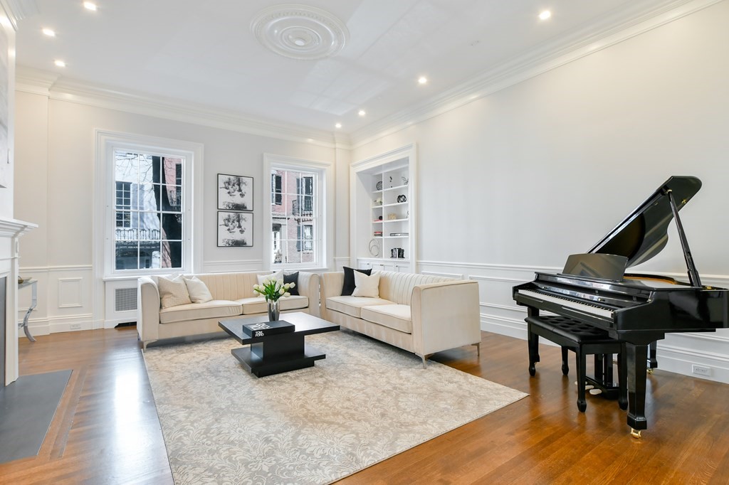 20 Chestnut St. Unit: 1