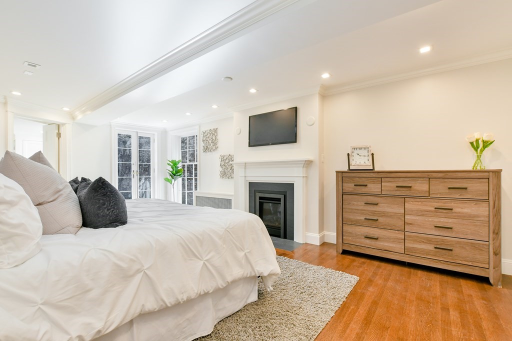 20 Chestnut St. Unit: 1