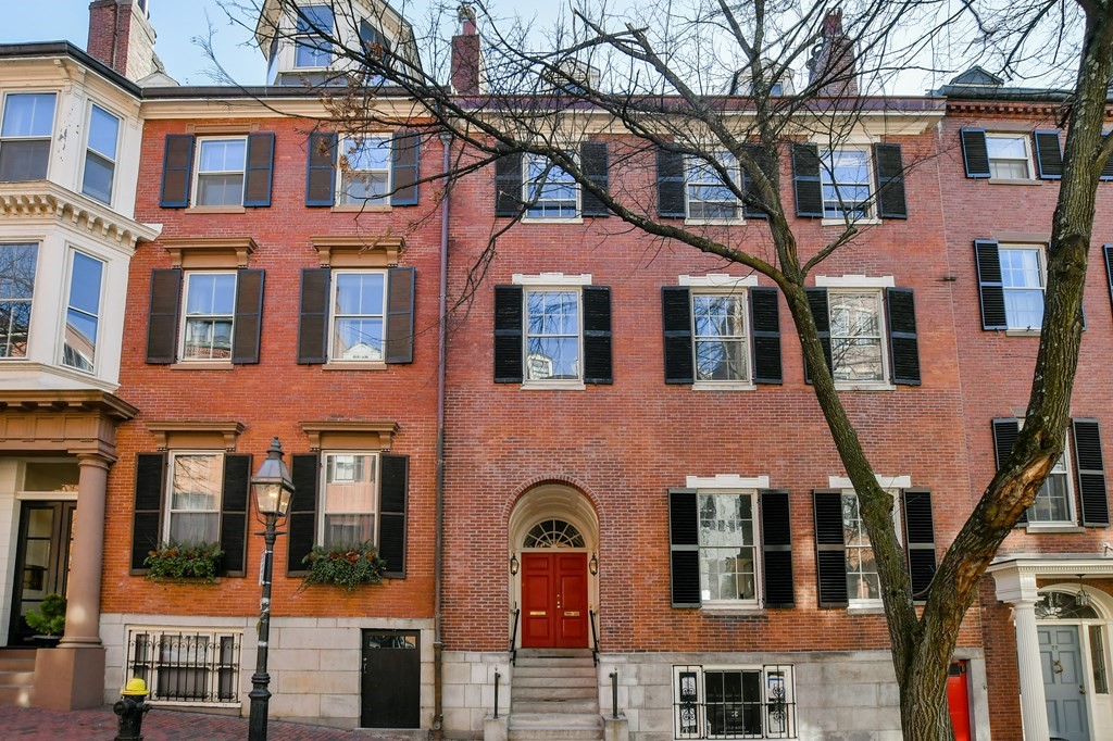 20 Chestnut St. Unit: 1