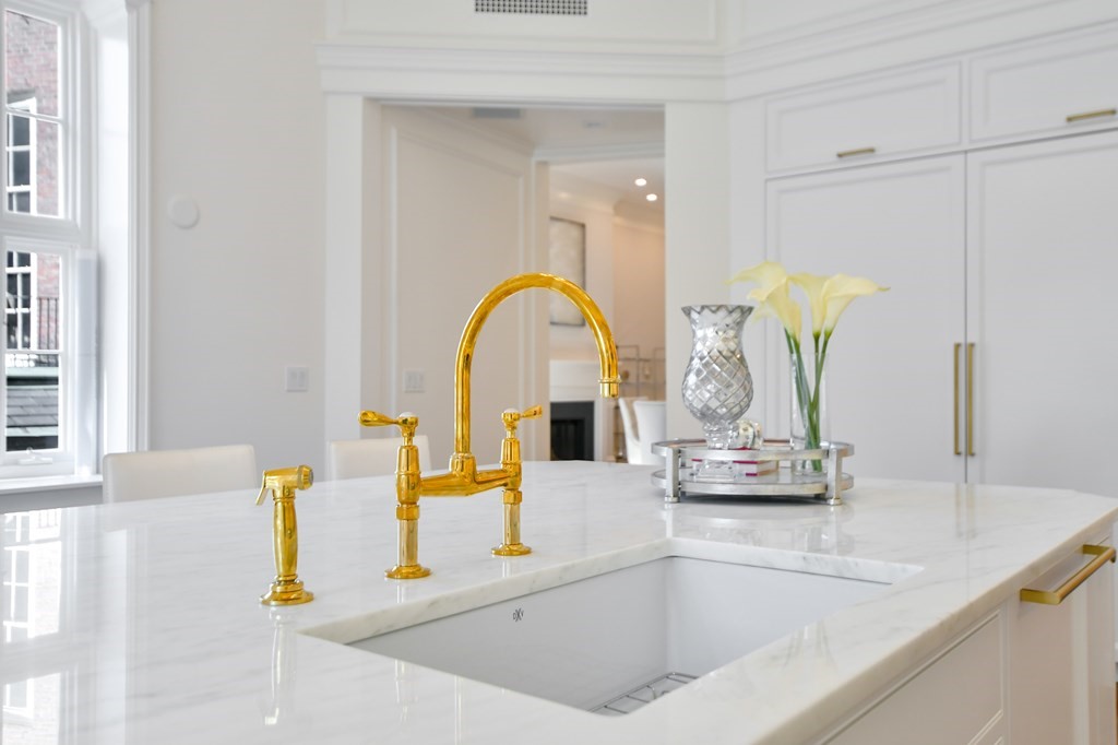 20 Chestnut St. Unit: 1