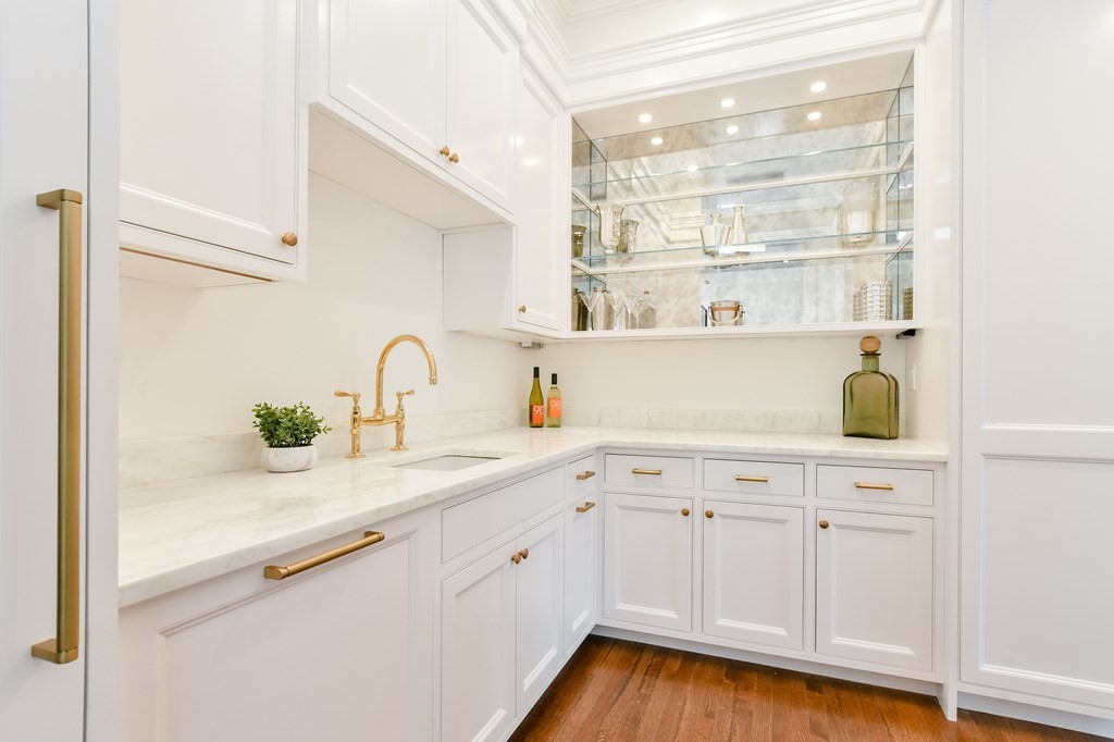 20 Chestnut St. Unit: 1