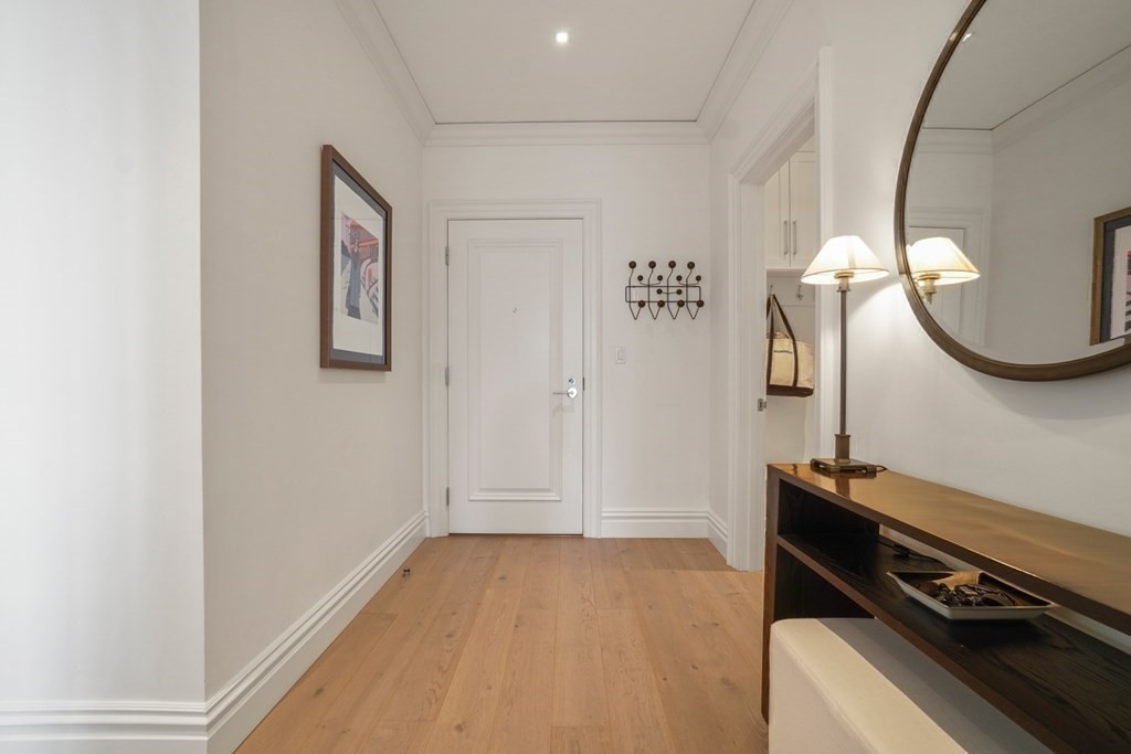 32 Derne Street Unit: 6B