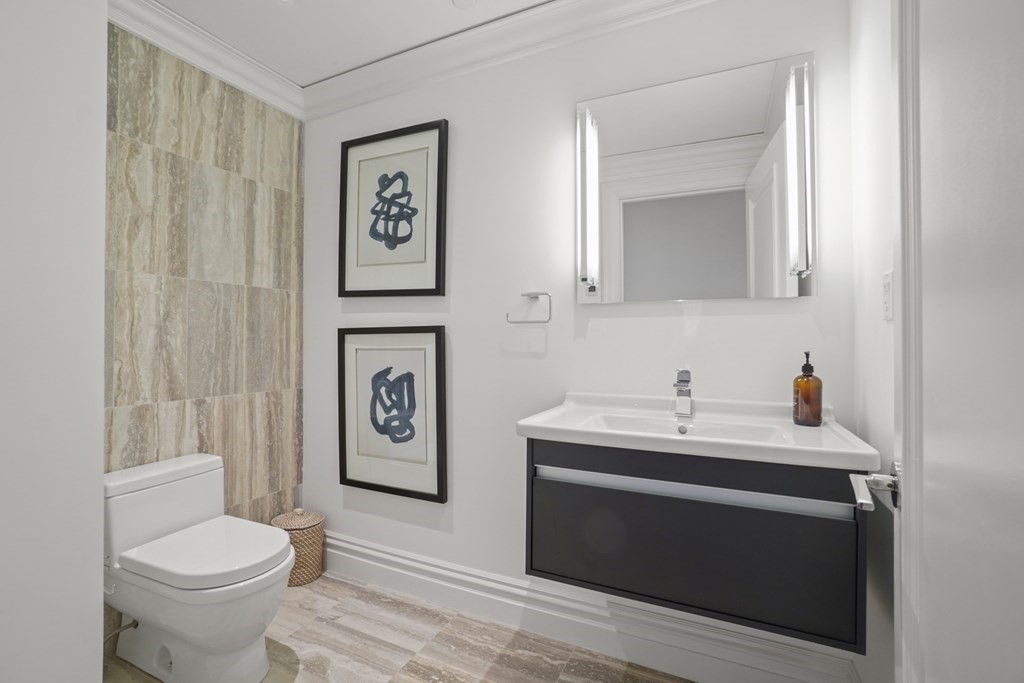 32 Derne Street Unit: 6B