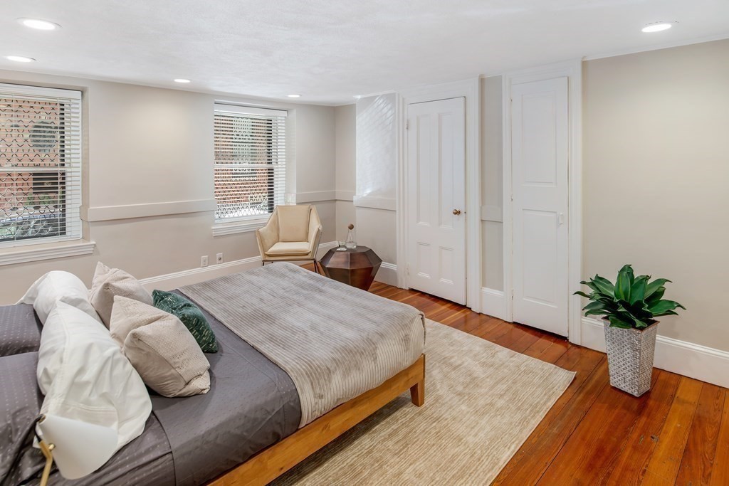 49 Beacon Street Unit: 1