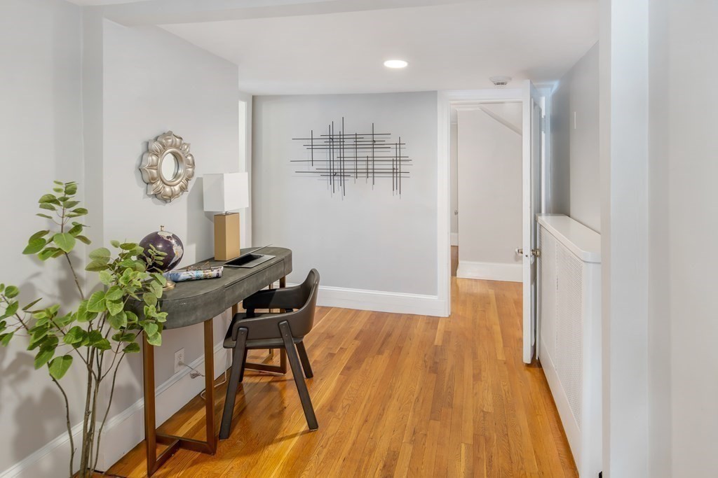 49 Beacon Street Unit: 1