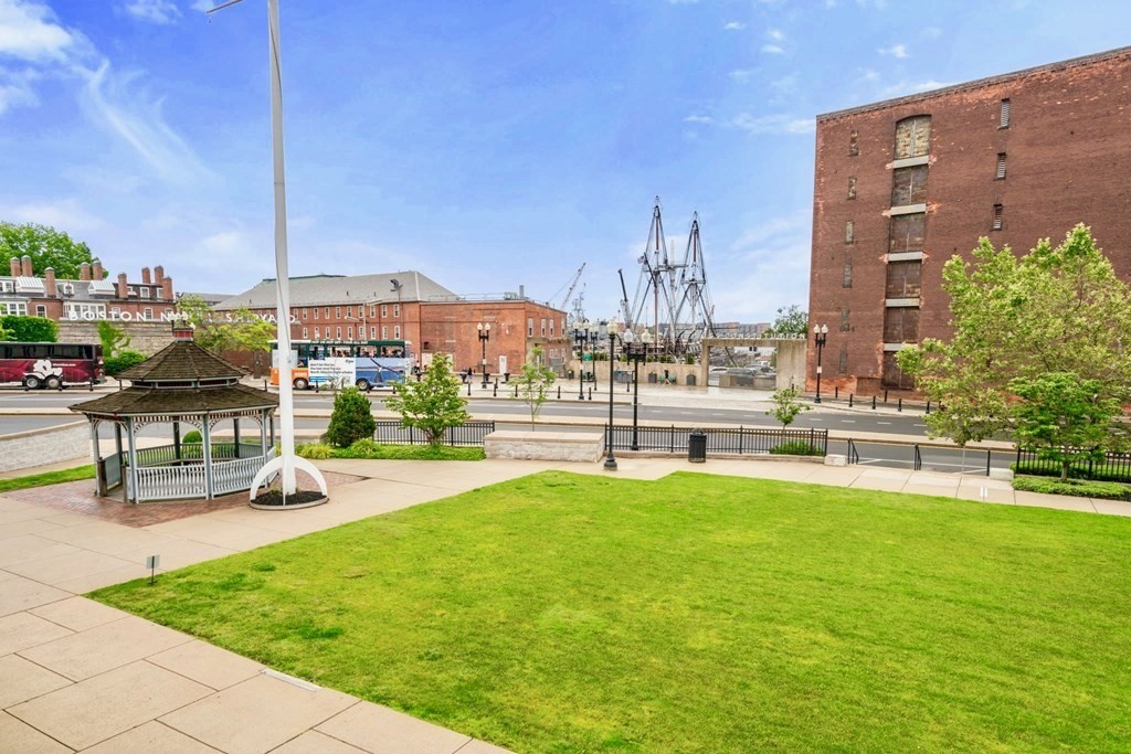 73 Chelsea St Unit: 104