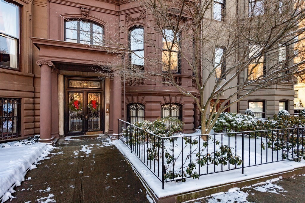 46 Commonwealth Ave. Unit: 5