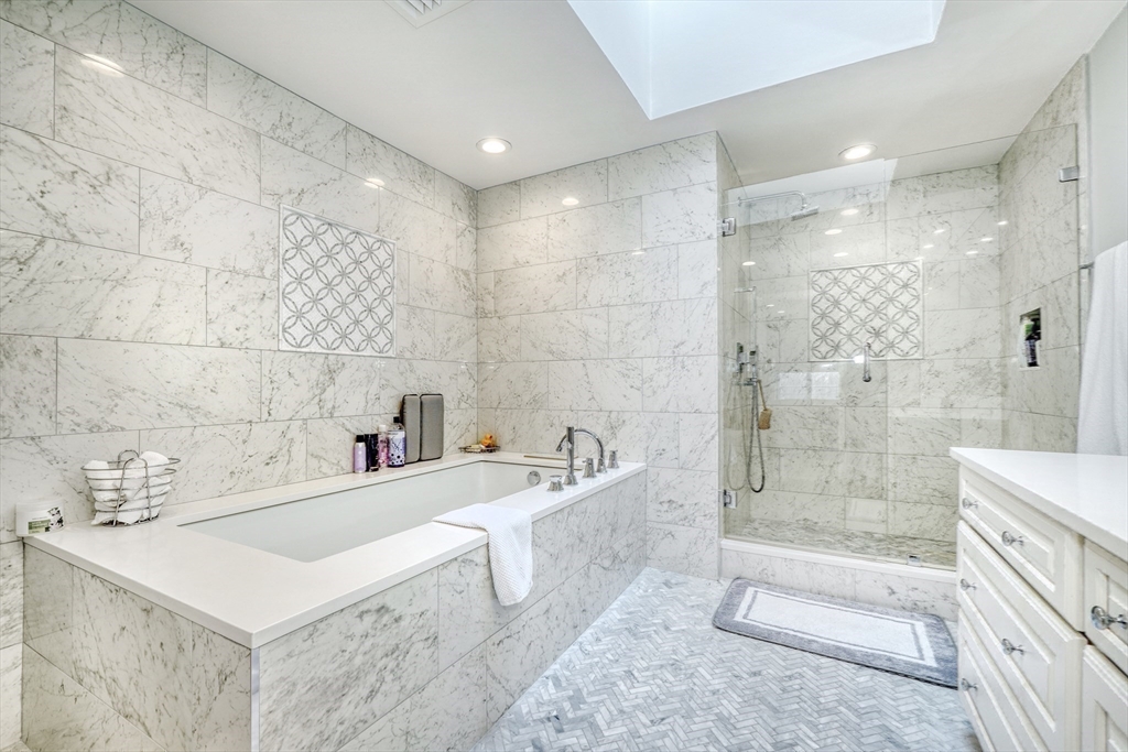 206 Allandale Rd # 3B