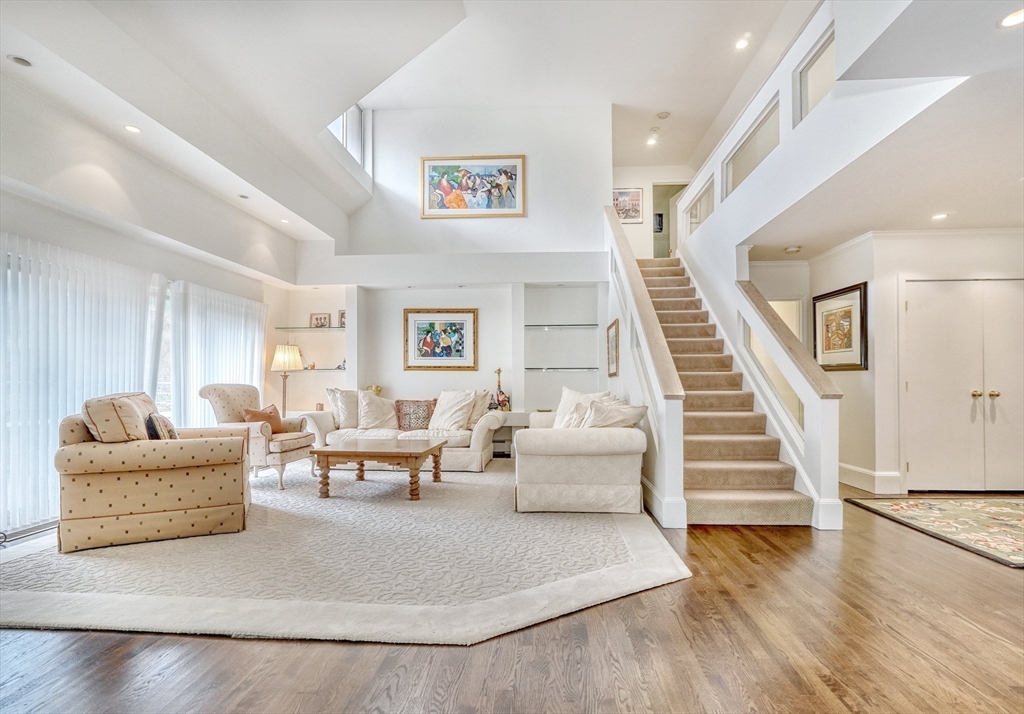 206 Allandale Rd # 3B