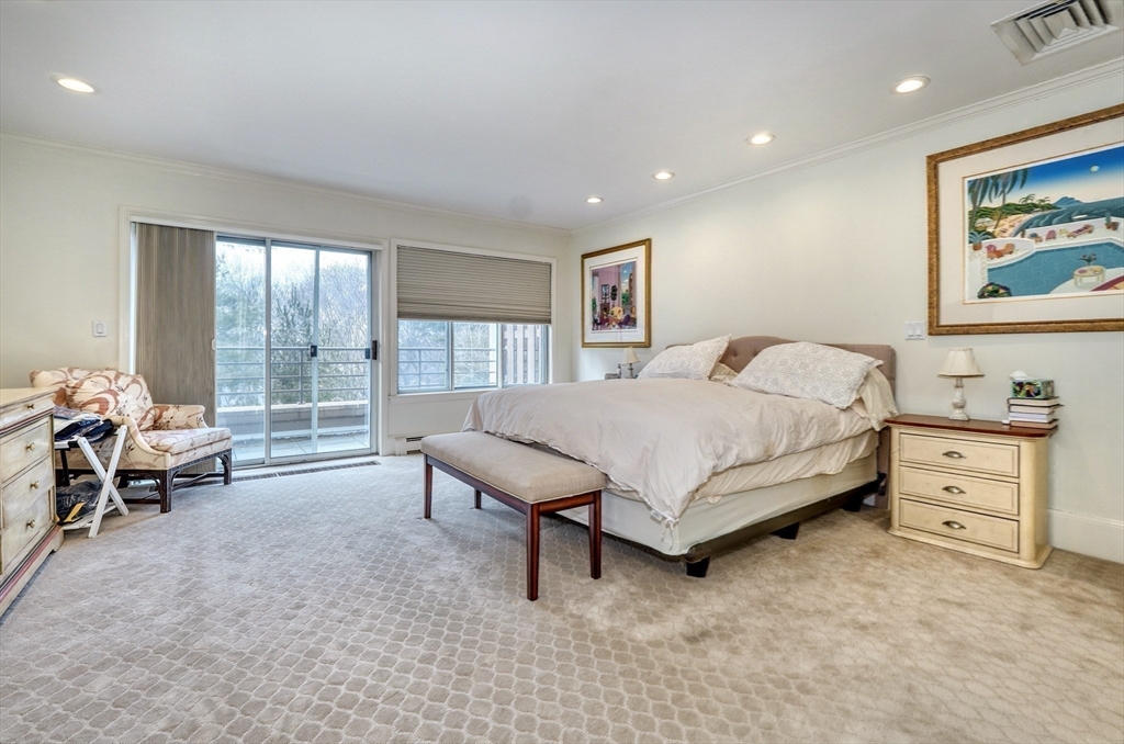 206 Allandale Rd # 3B