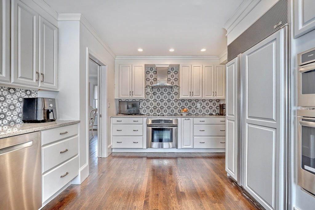 206 Allandale Rd # 3B