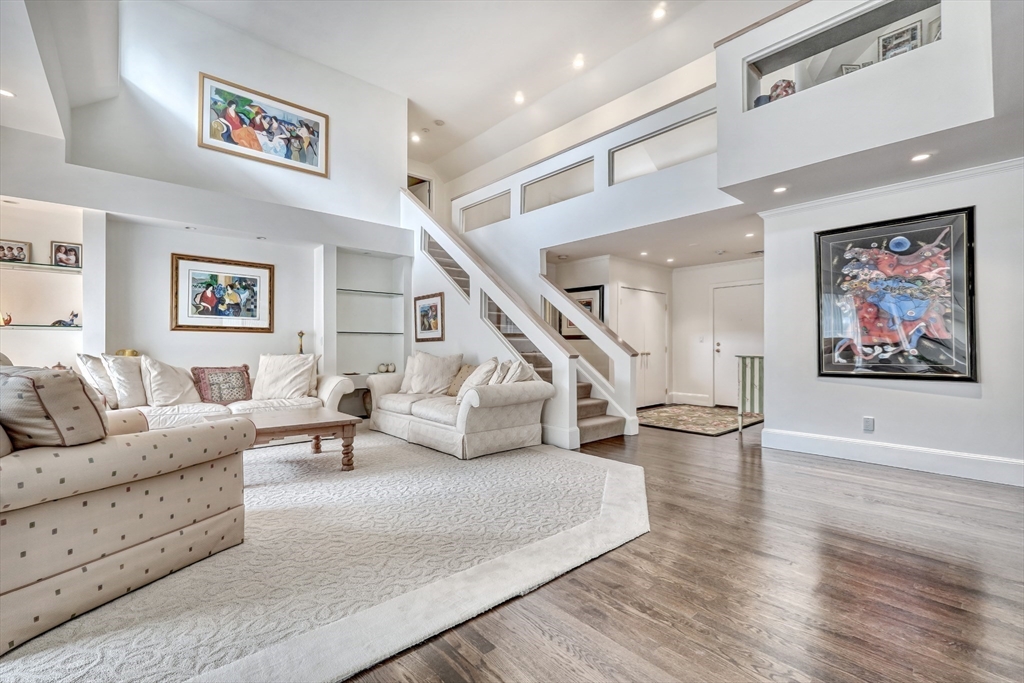 206 Allandale Rd # 3B