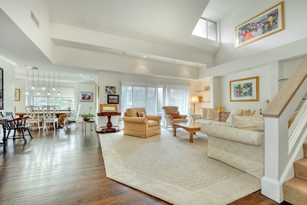 206 Allandale Rd # 3B