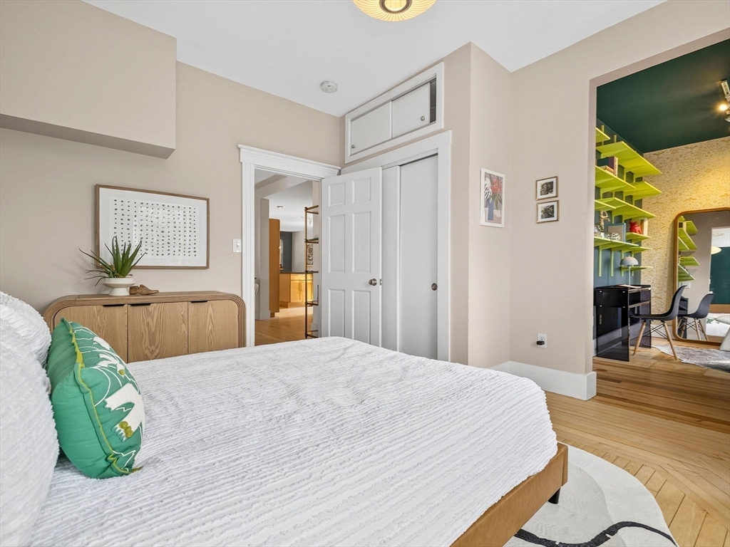 17 Linden Avenue # 2