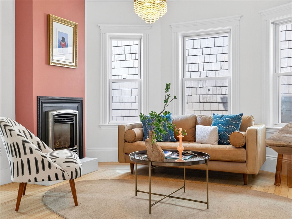 17 Linden Avenue # 2