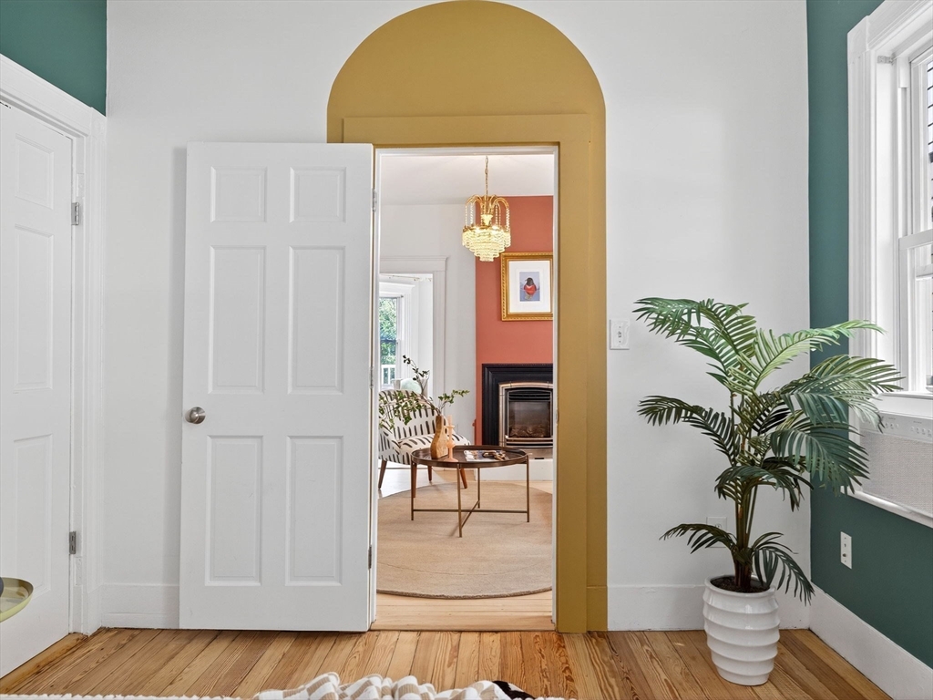 17 Linden Avenue # 2