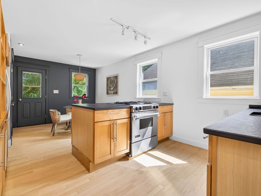 17 Linden Avenue # 2