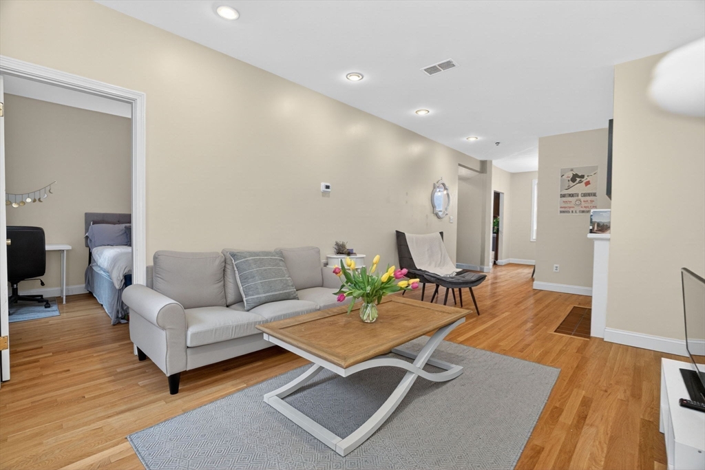 25 Revere Street # 2