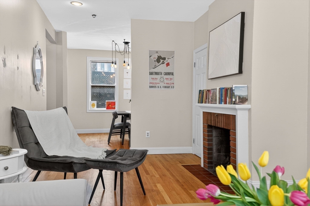 25 Revere Street # 2
