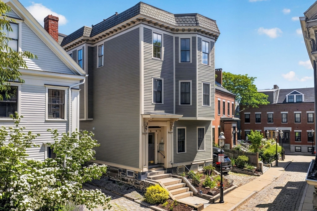 4 Mount Vernon Avenue PH