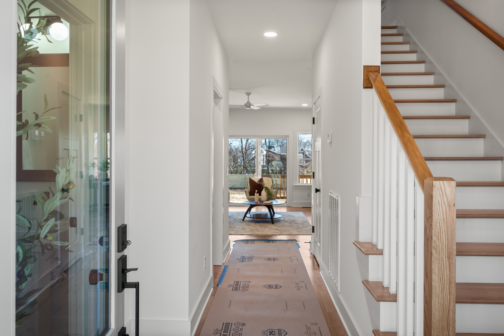 142 Lanier Dr